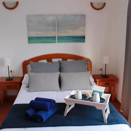 Casa Charco De La Cruz بيت للعطل